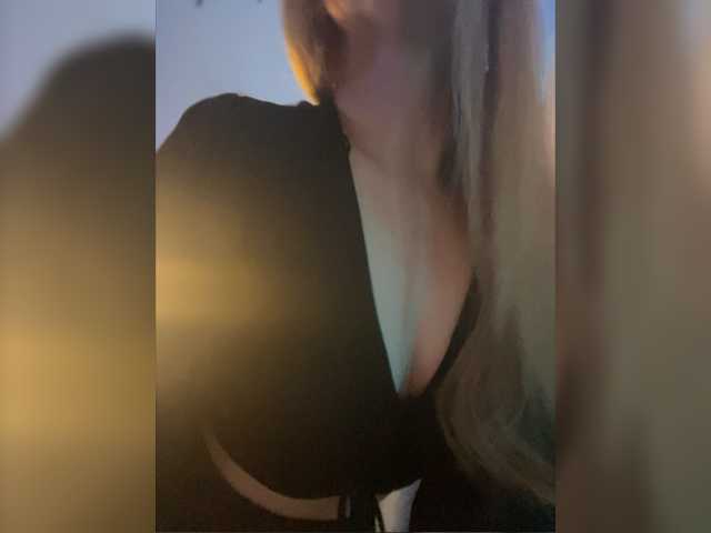 Foto's _Vishka_ Striptease private. I don’t masturbate. I don't undress in free chat