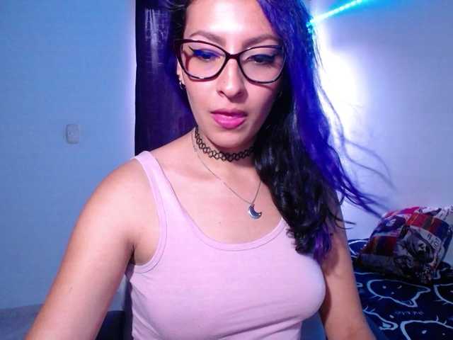 Foto's violettmoon ⏵ Tip 1-14 2 sec (Low vibrations) ⏵ Tip 15-99 : 5 sec (Low vibrations) ⏵ TTip 100-299 : 10 sec (Medium vibrations) ⏵ Tip 300-499 : 30 sec (High vibrations) ⏵ Tip 500+ 60 sec (High vibrations) EARTHWAKE 111