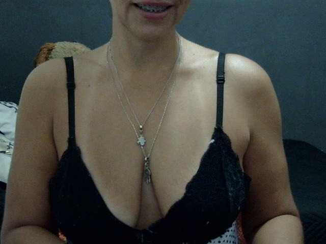 Foto's volupmilf welcome to my home