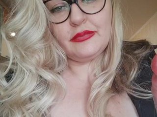 Erotische videochat NushaMilf