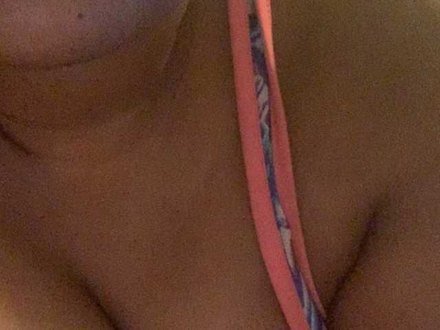 Foto's Xxlea Hey babes, come chat and be freaky with your favorite ebony bbw