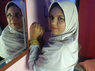 Erotische videochat YaminaIssawi