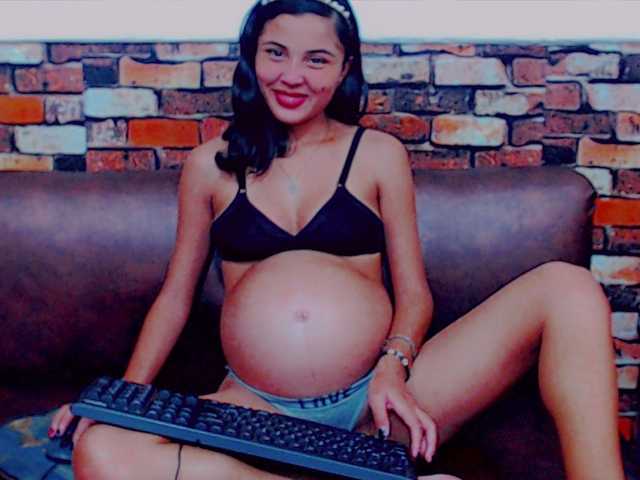 Foto's yesybeauty The SOHW of the pregnant girl