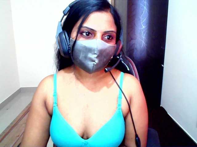 Foto's yoursavitha5 my neighbour at home | Make me Squirt at Pvt | Today free show for all| Please support | lets party [none] [none] [none]