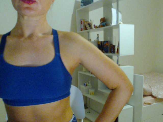 Foto's yulialuckyx 222 tokens to see naked body