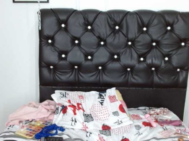 Uitzending screenshots YuliaWills