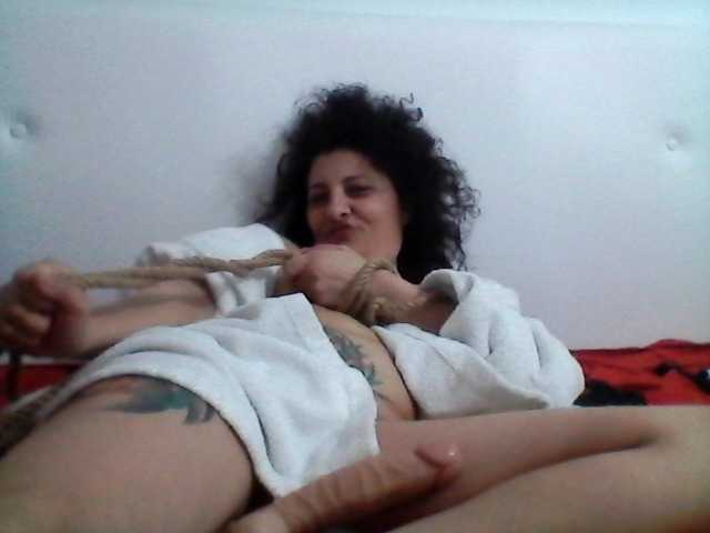Foto's yvona78 Hello in my room!Let*s have fun together![none] CUM SHOW!**new**latina**show**boobs**puseu